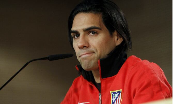 El delantera colombiano del Atlético de Madrid, Radamel Falcao, en rueda de prensa