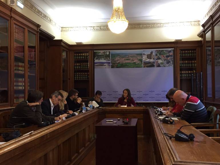 Los representantes de cada partido político en la constitución de la Comisión de Investigación