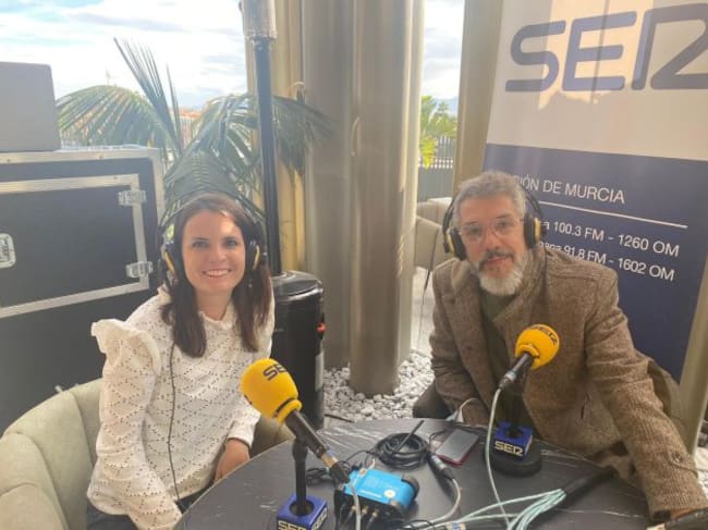 Cristina Jover, responsable de Sentido Comunicación, momentos antes de ser entrevistada en Hoy por hoy Murcia