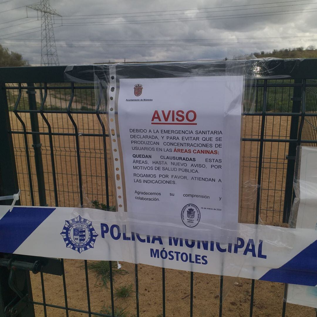 Cerrados los pipicanes de Móstoles
