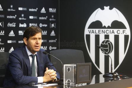 Mateo Alemany en la conferncia de prensa en Patena