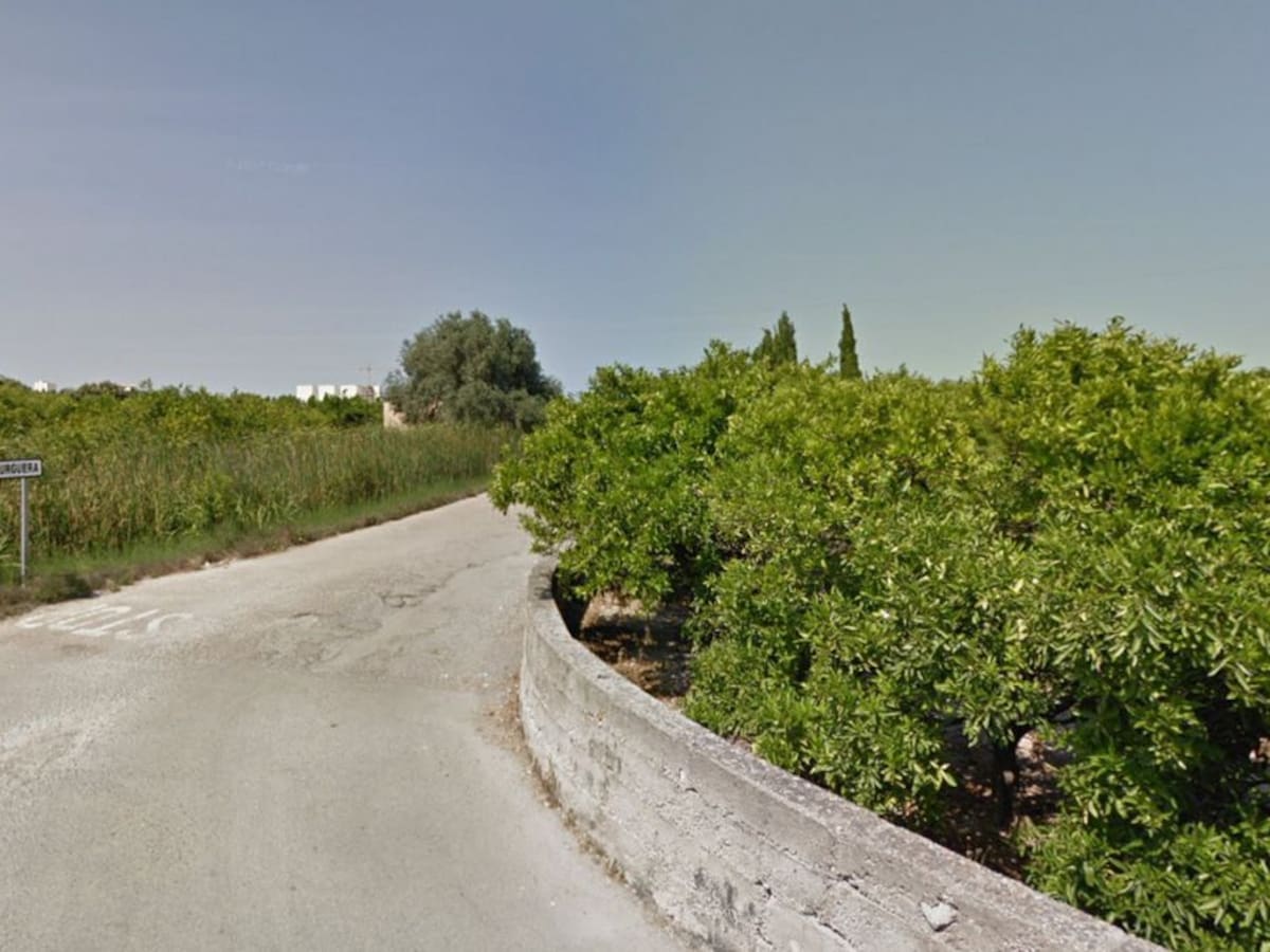 Fallece un ciclista cuando circulaba por un camino rural de Oliva