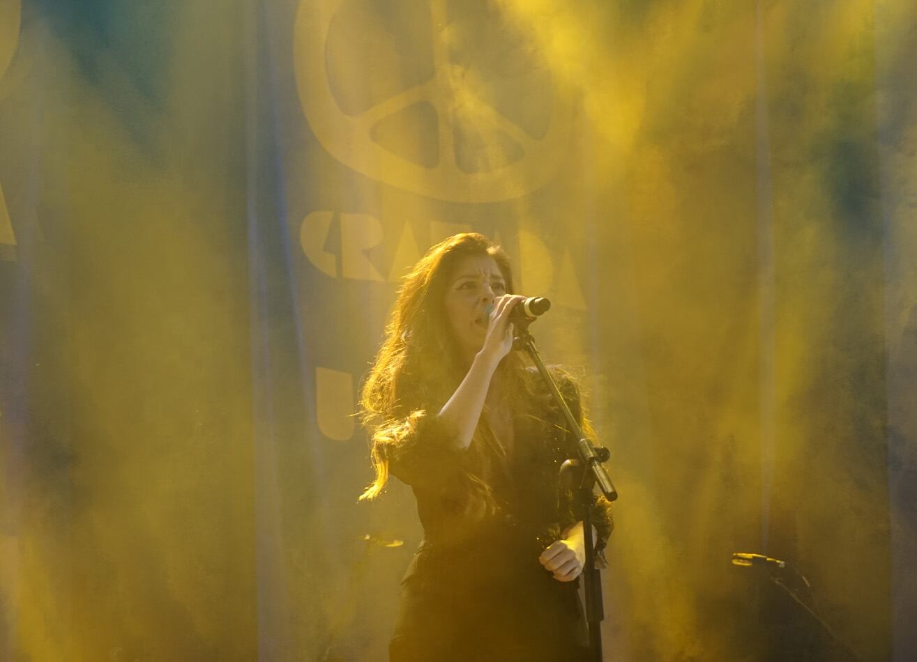 Soleá Morente en el concierto benéfico Granada con Ucrania