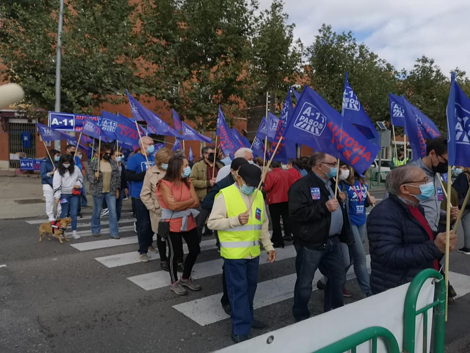 Una de las recientes concentraciones de la Plataforma A11 Pasos en Peñafiel