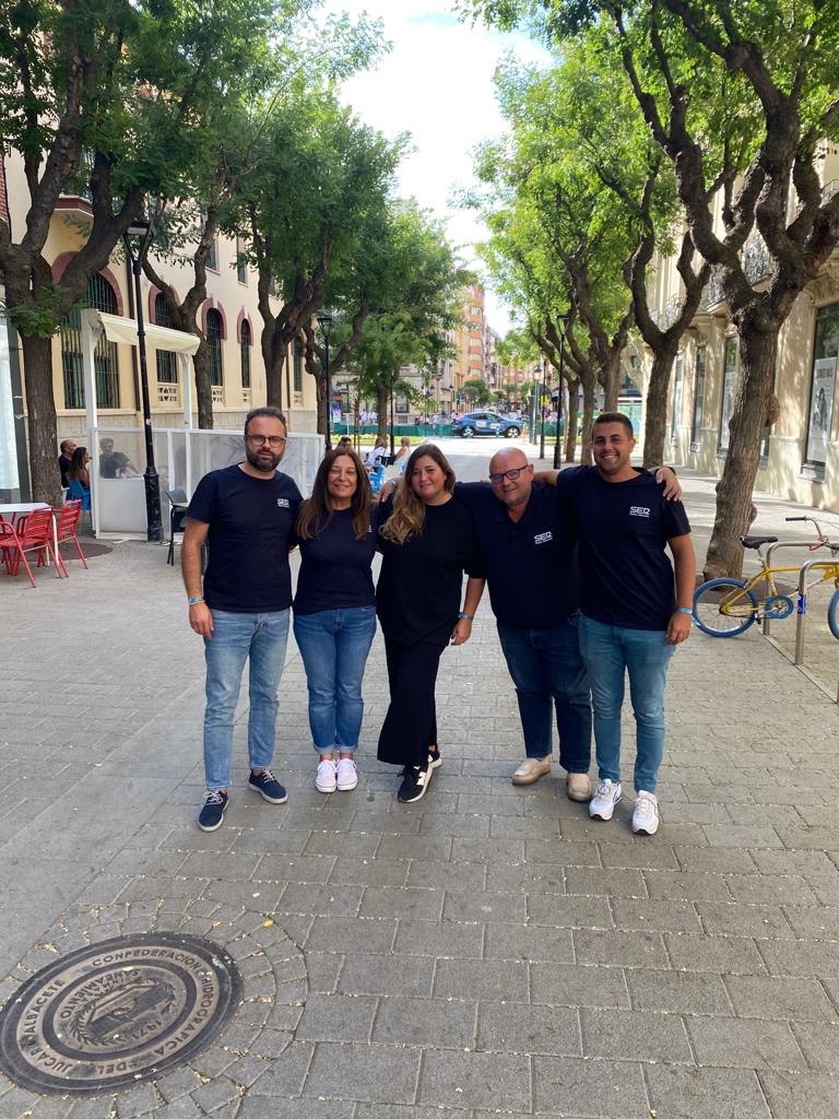 Equipo de Radio Albacete Cadena SER en la Cabalgata de Feria