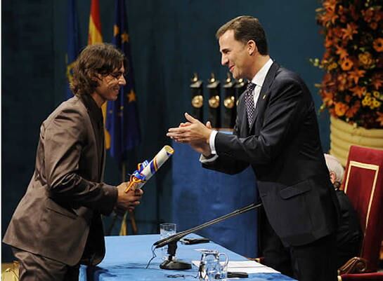 Rafael Nadal se convierte en 'príncipe' y corona así un año brillante para el tenista en el que ha ganado Roland Garros, Wimbledon y la medalla de oro en los JJOO de Pekín