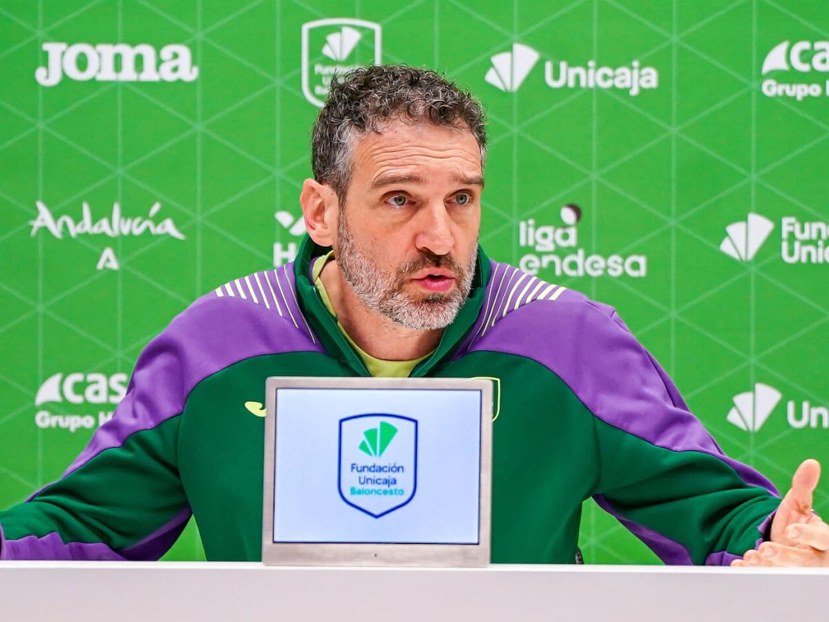 Ibon Navarro: "Estoy muy bien aquí, pero el negocio y este mundo es así"