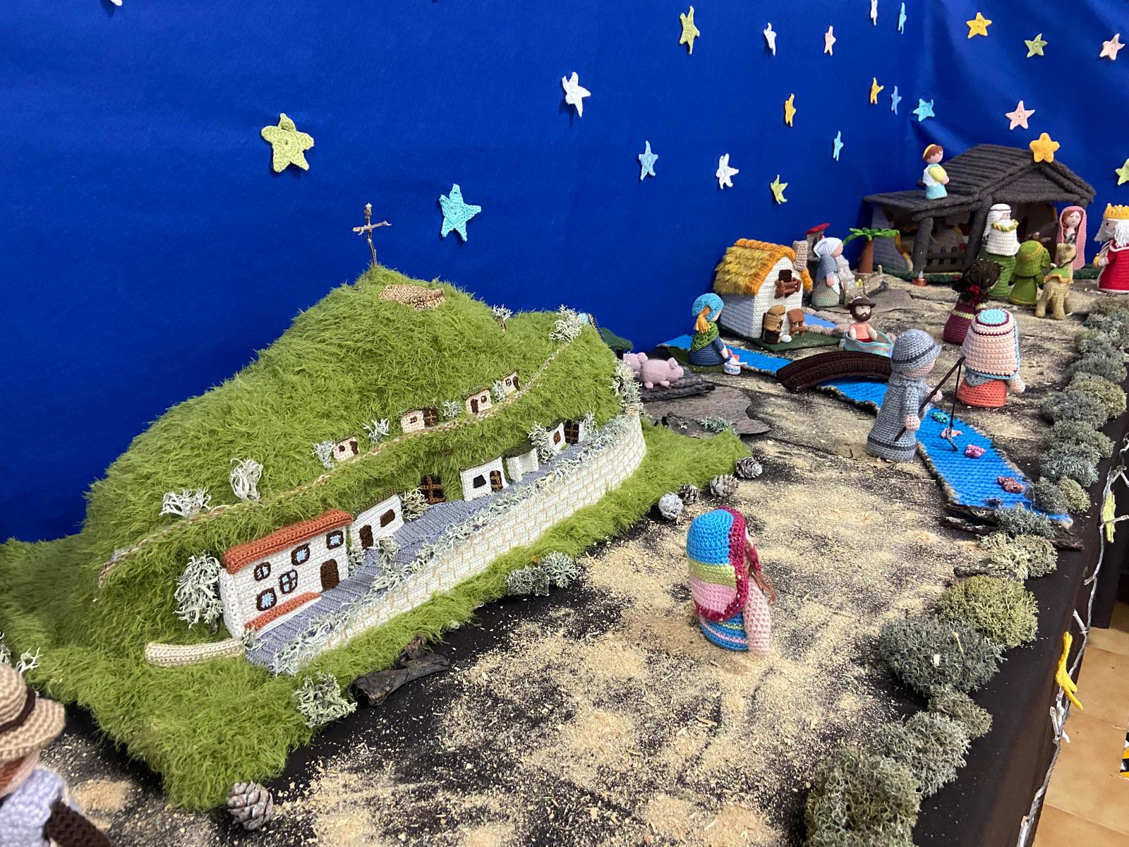 Nacimiento de ganchillo en Guzmán con detalles de la identidad y la actualidad del pueblo