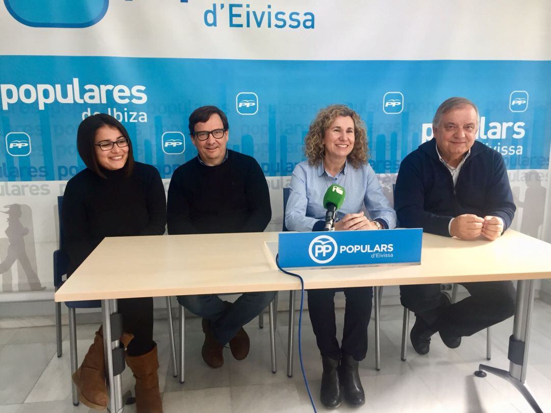 Imagen de archivo de los representantes del PP en Sant Josep