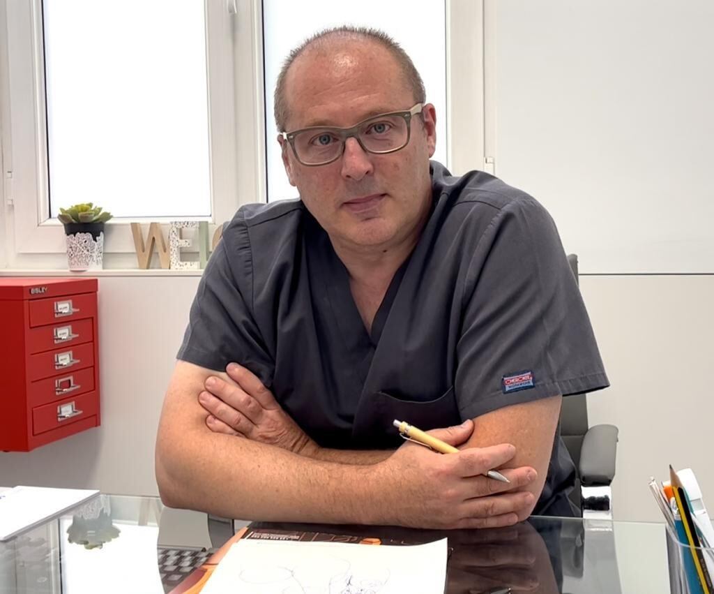 Dr. Joaquin Grande Ginecólogo especialista en radiofrecuencia en el Hospital San Rafael, Madrid