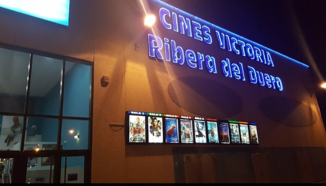 Fachada de Cines Victoria, en Avenida de Portugal