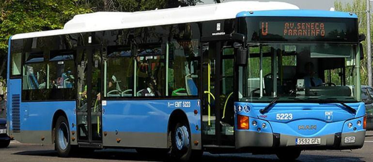 Un autobús de la EMT