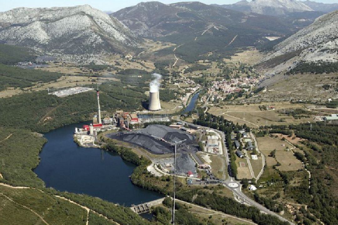 Central térmica de Velilla del Río Carrión