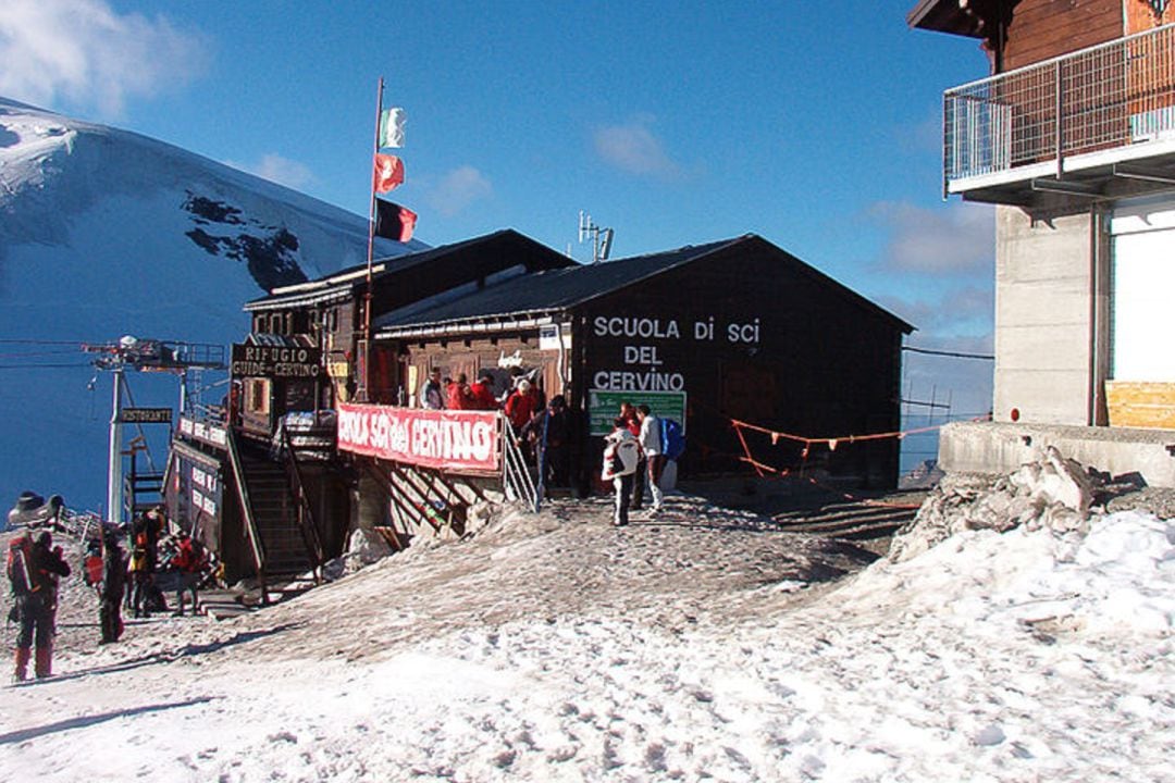 La frontera móvil ha ido desplazando el refugio hacia Suiza.  