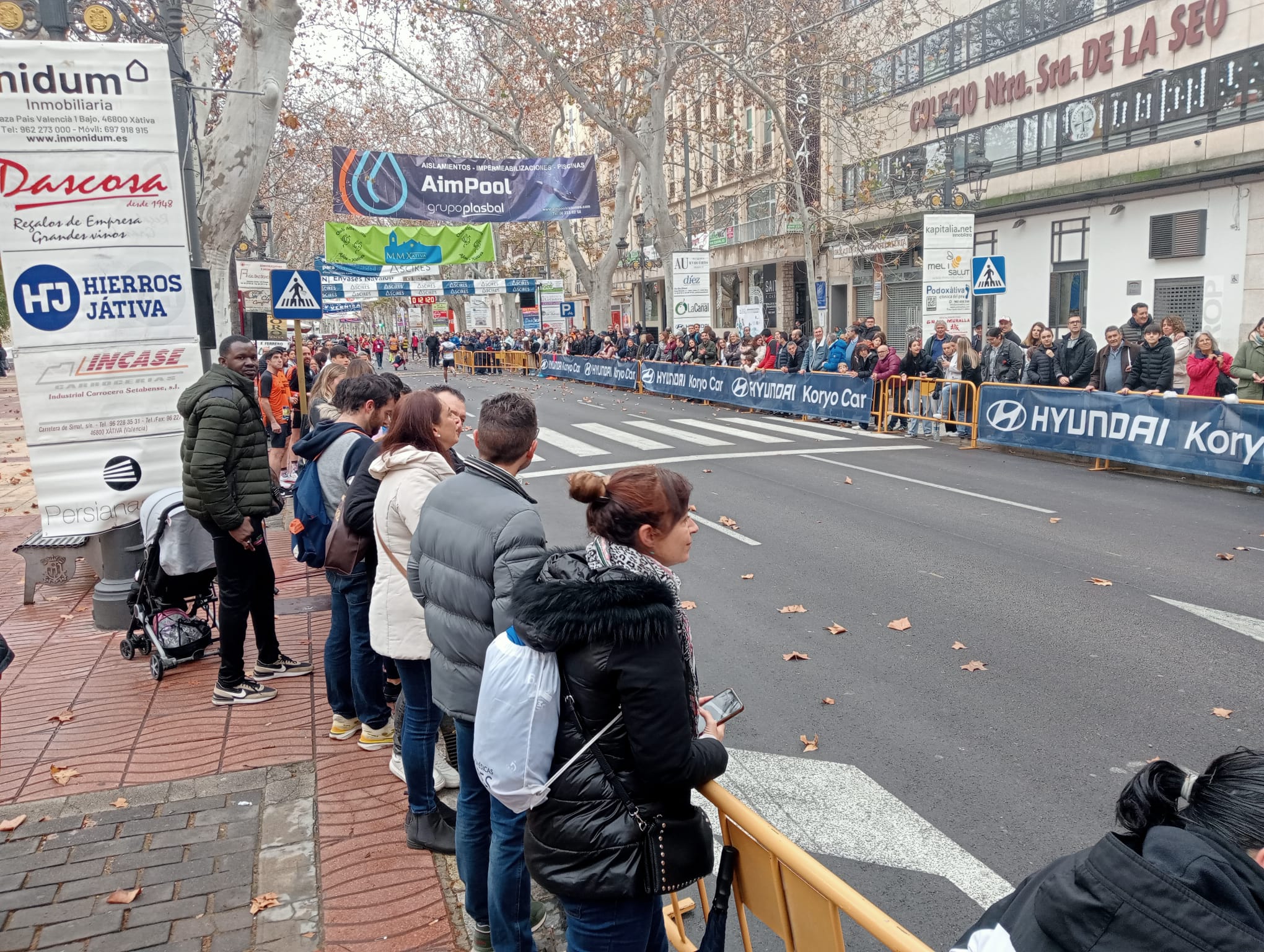 Línea de meta de la Media Maratón de Xàtiva