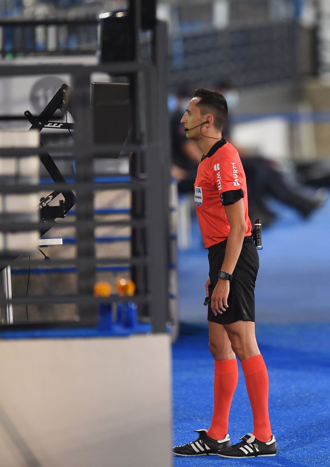 MADRID, SPAIN - JUNE 18: Referee José María Sánchez Martínez denies the goal of Rodrigo Moreno of Valencia CF after a VAR ruling during the Liga match between Real Madrid CF and Valencia CF at Estadio Alfredo Di Stefano on June 18, 2020 in Madrid, Spain.