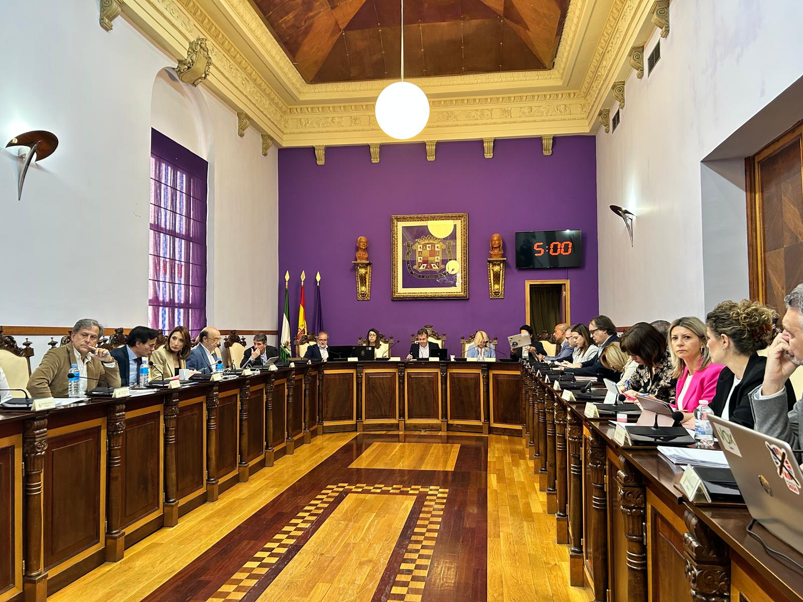 Concejales del Ayuntamiento de Jaén durante el pleno de este lunes, 31 de marzo.