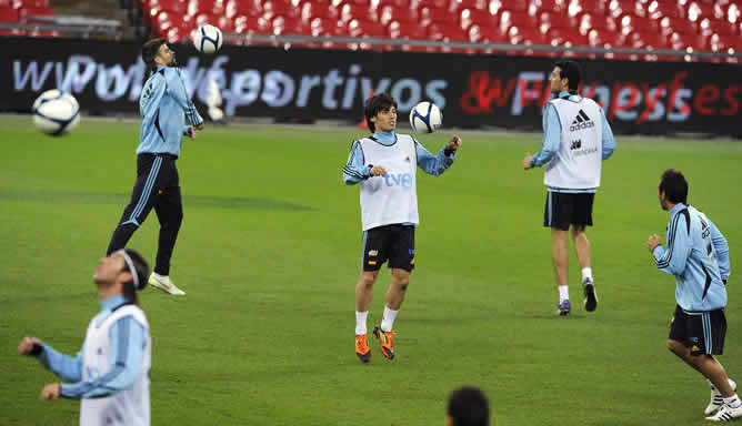 La Selección Española durante su entrenamiento en Wembley