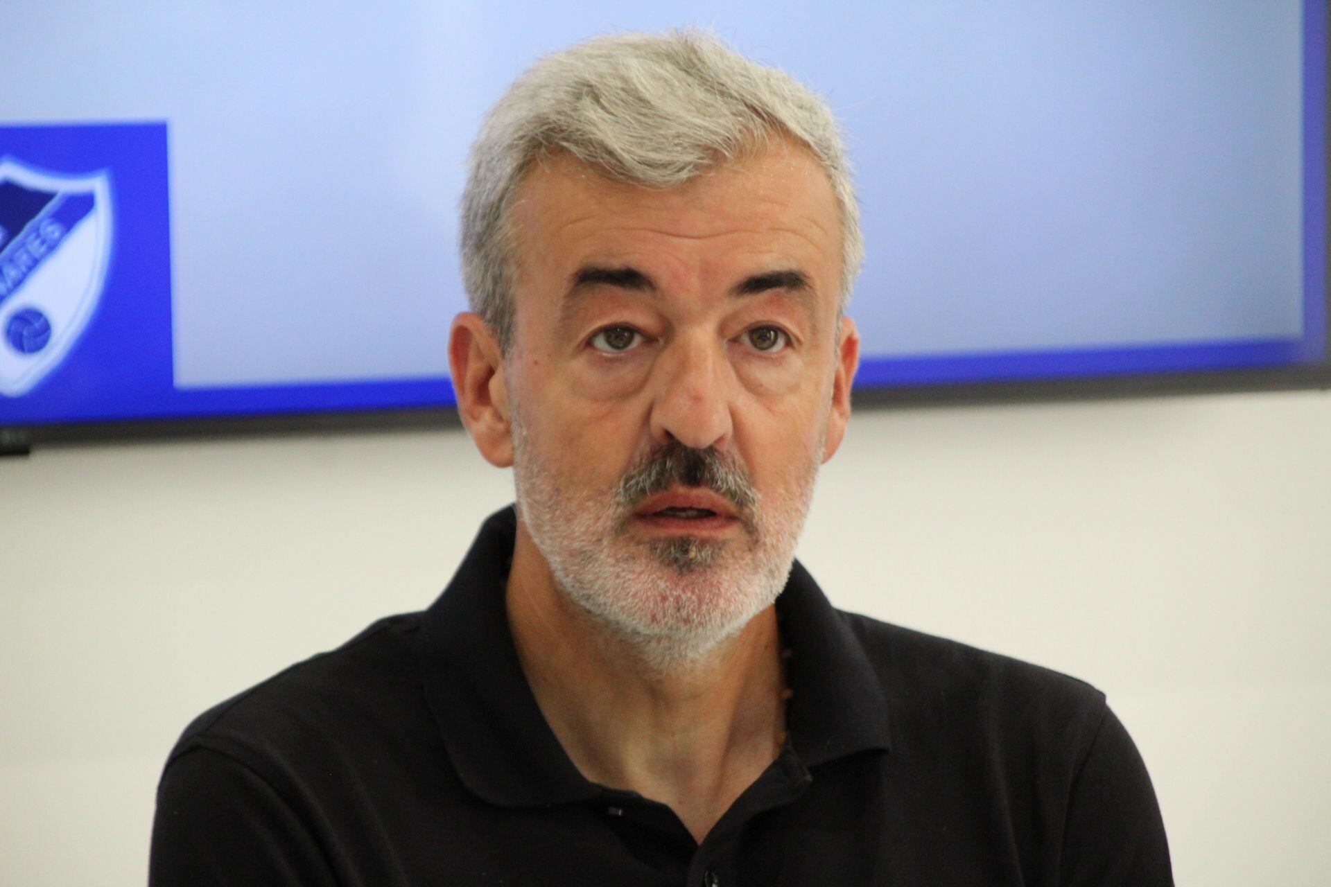 Oscar Fernández, entrenador del Linares Deportivo.