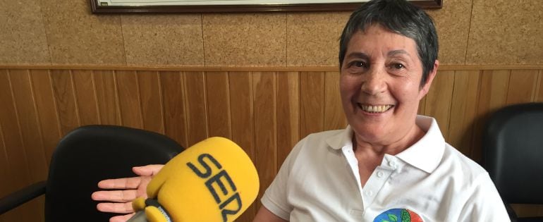 Pilar Martínez Viejobueno en los estudios de SER Cuenca.