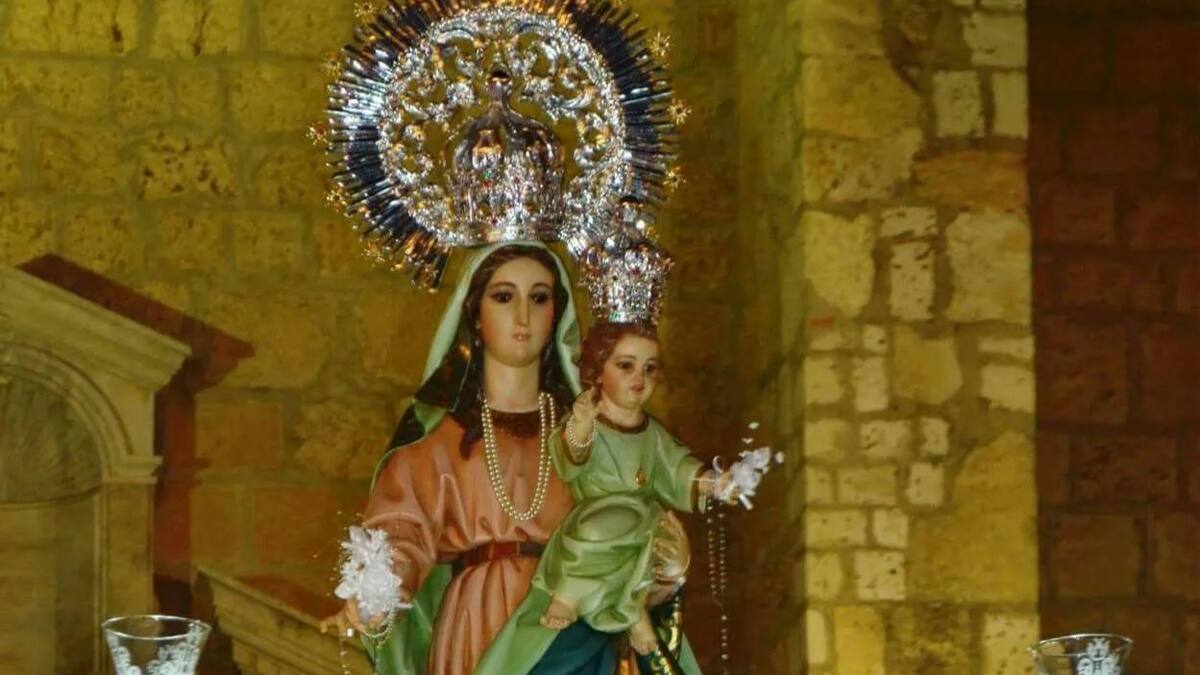 "Vestido sencillo, que no sea demasiado ajustado o revelador", así es el protocolo de vestimenta para las Damas de 2023 en El Provencio