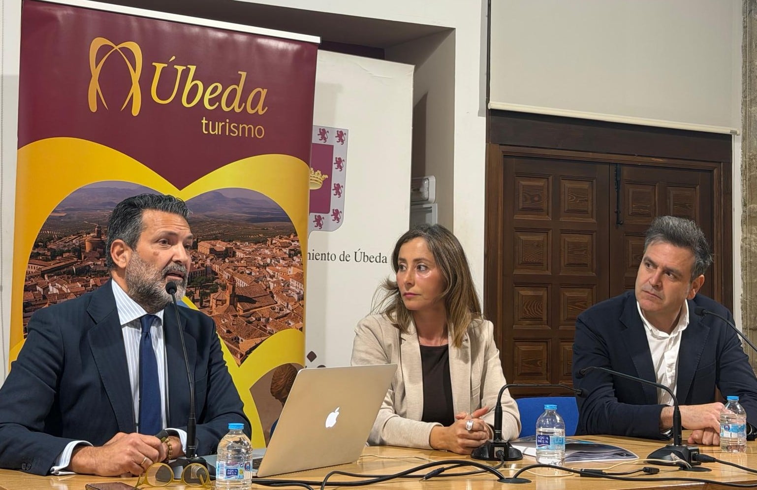 Javier García, Elena Rodríguez y Luis Conde.