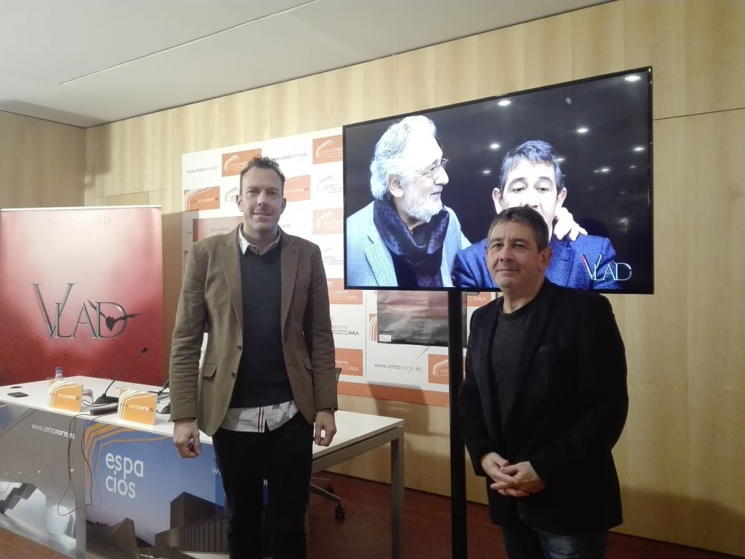 Héctor Palencia, teniente alcalde del Ayuntamiento de Ávila y Plácido F. Domingo en la presentación de &#039;Vlad&#039;