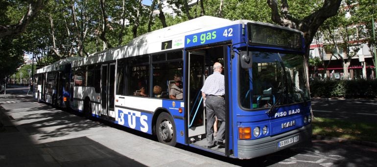 Imagen de un autobús urbano