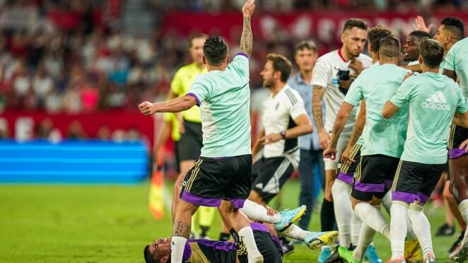 El Yamiq y Santiesteban, sancionados con un partido por la tangana del Pizjuan