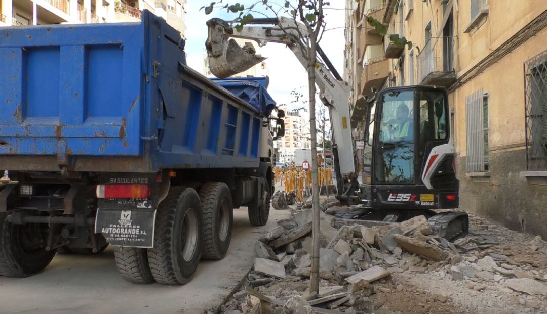 Obra en Capitán Antonio Mena