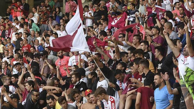 Las gradas del Reino de León presentarán un buen ambiente en la vuelta de la Cultural a la Segunda B