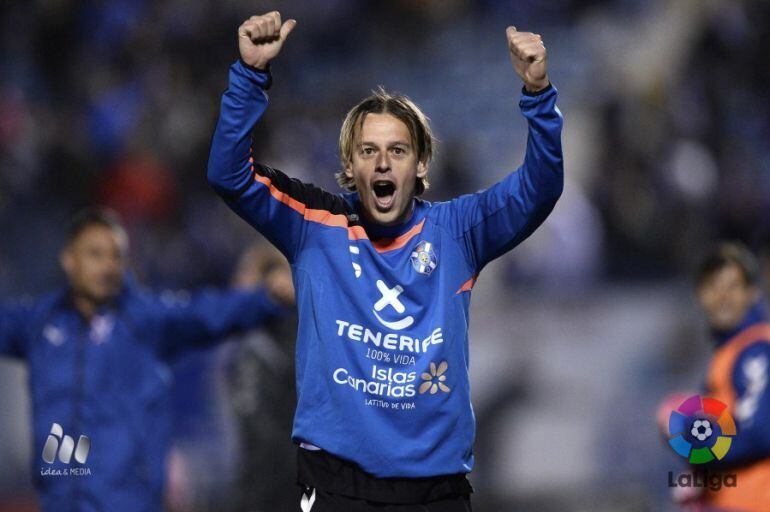 Javi Lara celebra el triunfo logrado ante el Leganés en Butarque