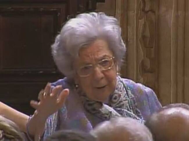 Alejandra Soler durante el acto de entrega de las Altas Distinciones del 9 d'Octubre