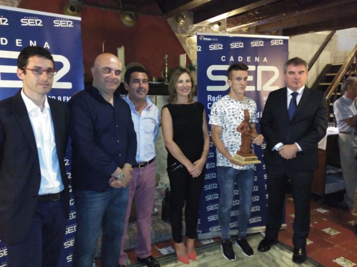 Salvi recibió el Trofeo a la regularidad Ventorrillo El Chato