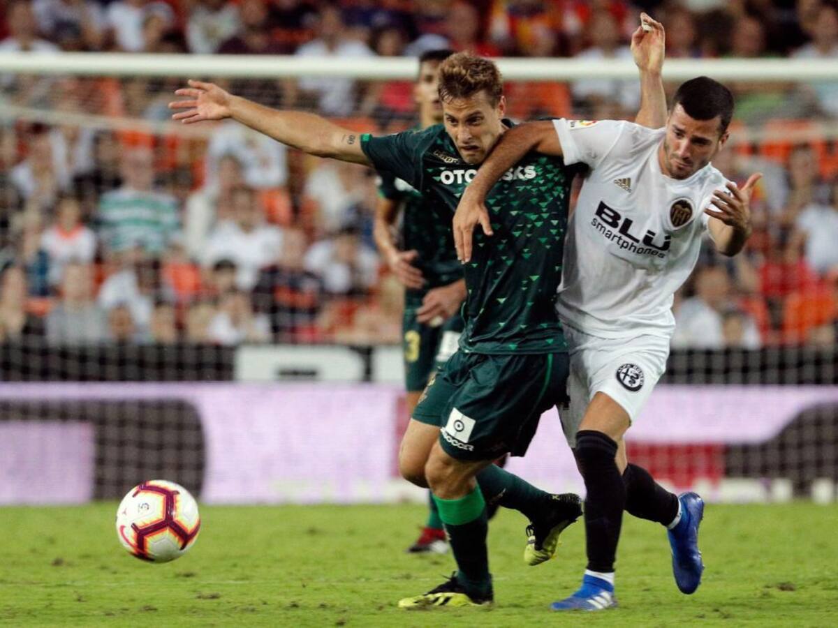 Valencia y Betis empatan en un encuentro muy igualado