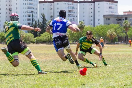 Imagen del partido disputado el domingo en La Pradera