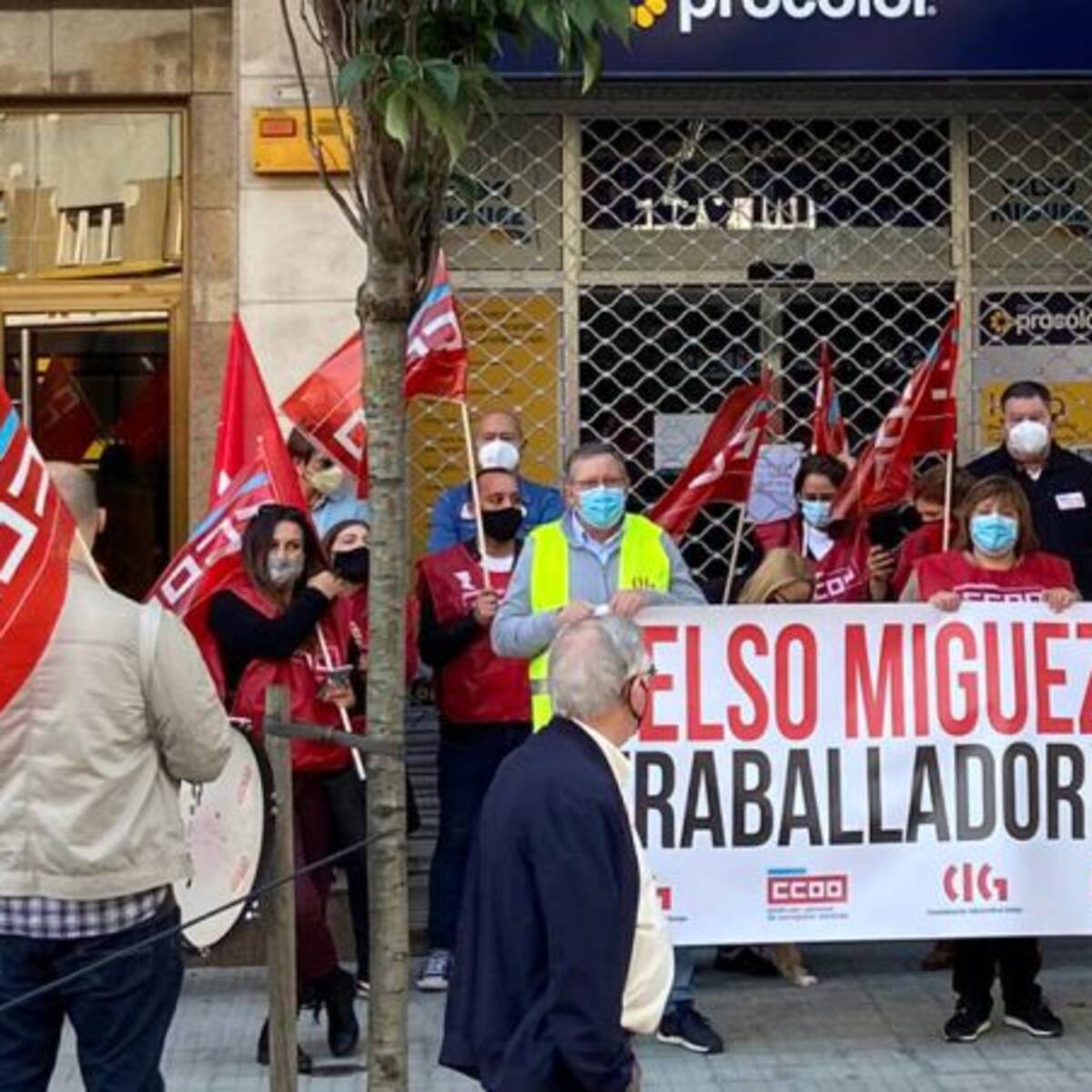 Trabajadores de la firma Celso Míguez denuncian retraso en el cobro de las nóminas