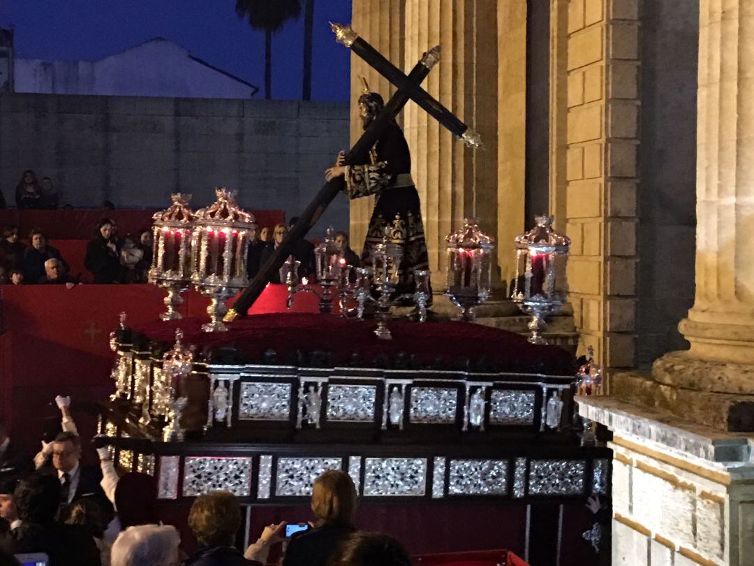 El Señor de la Vera Cruz entra en carrera oficial