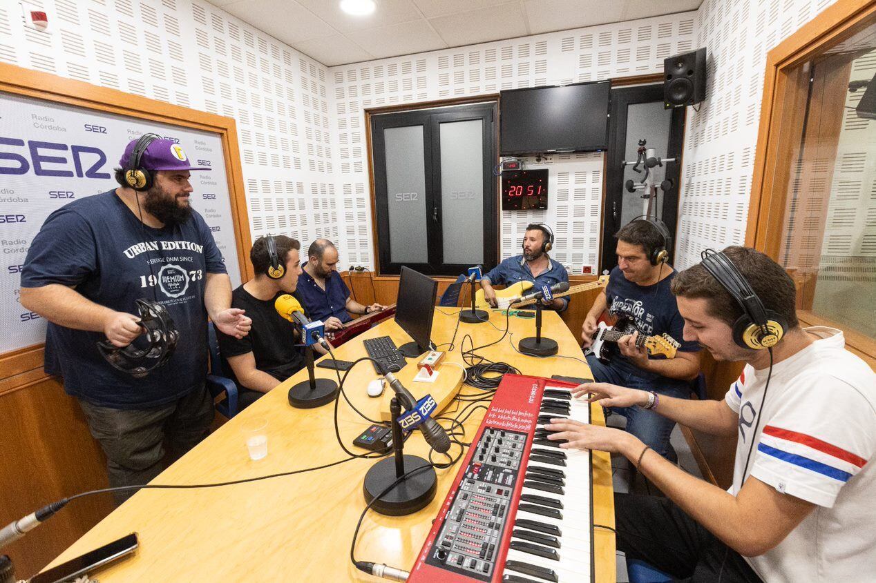 Trastes Band en Hoy por Hoy Córdoba. Actuando en Música Propia by Planneo 2022