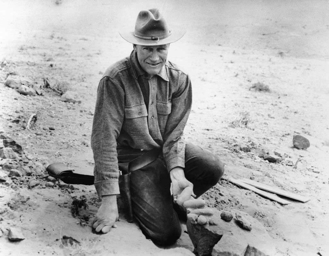 Roy Chapman Andrews en el desierto de Gobi