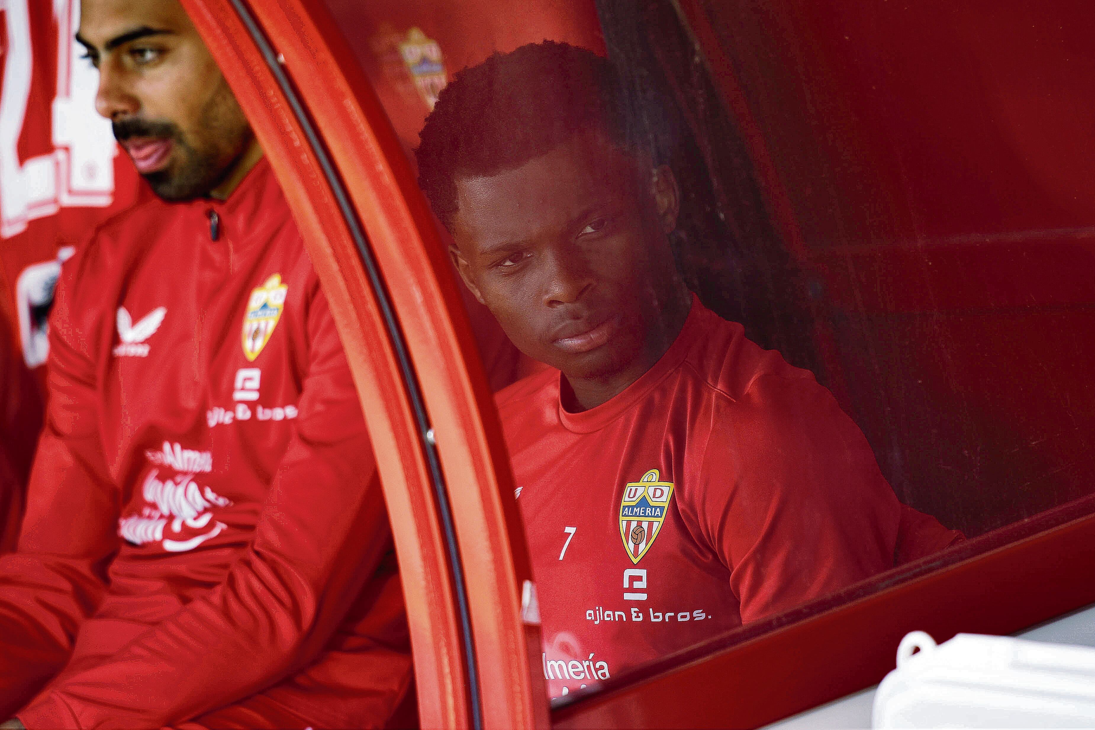 Ramazani no es muy feliz en el Almería después de un año en el que no se sintió protagonista en Primera División.