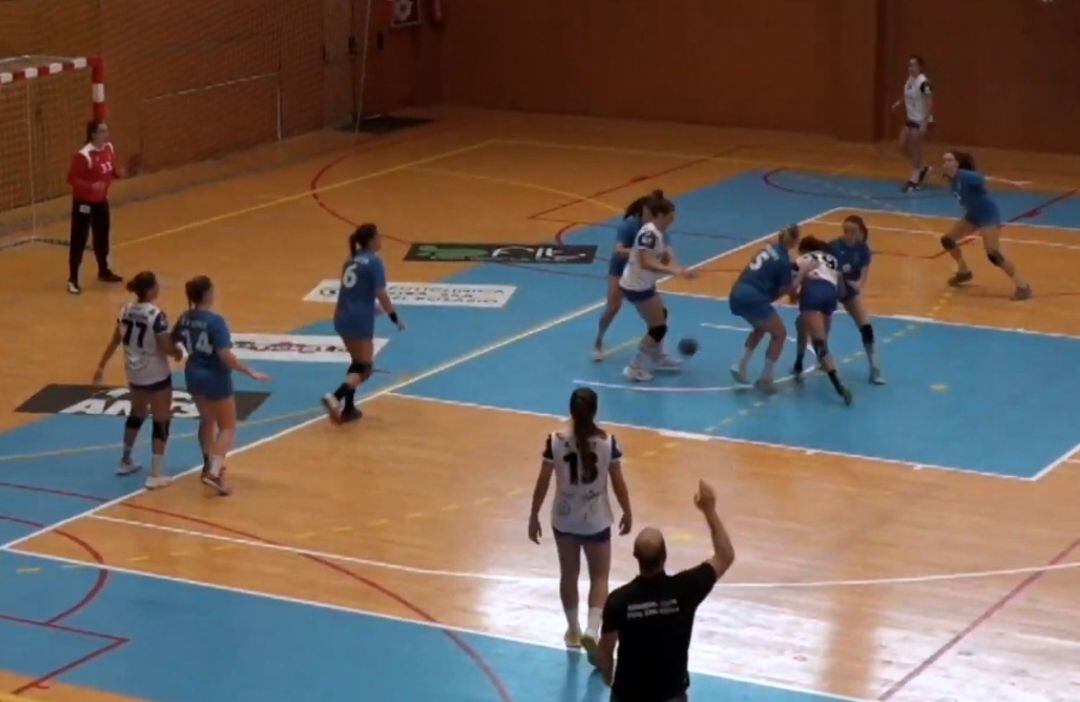 El Elda Prestigio fue muy superior a las ibicencas