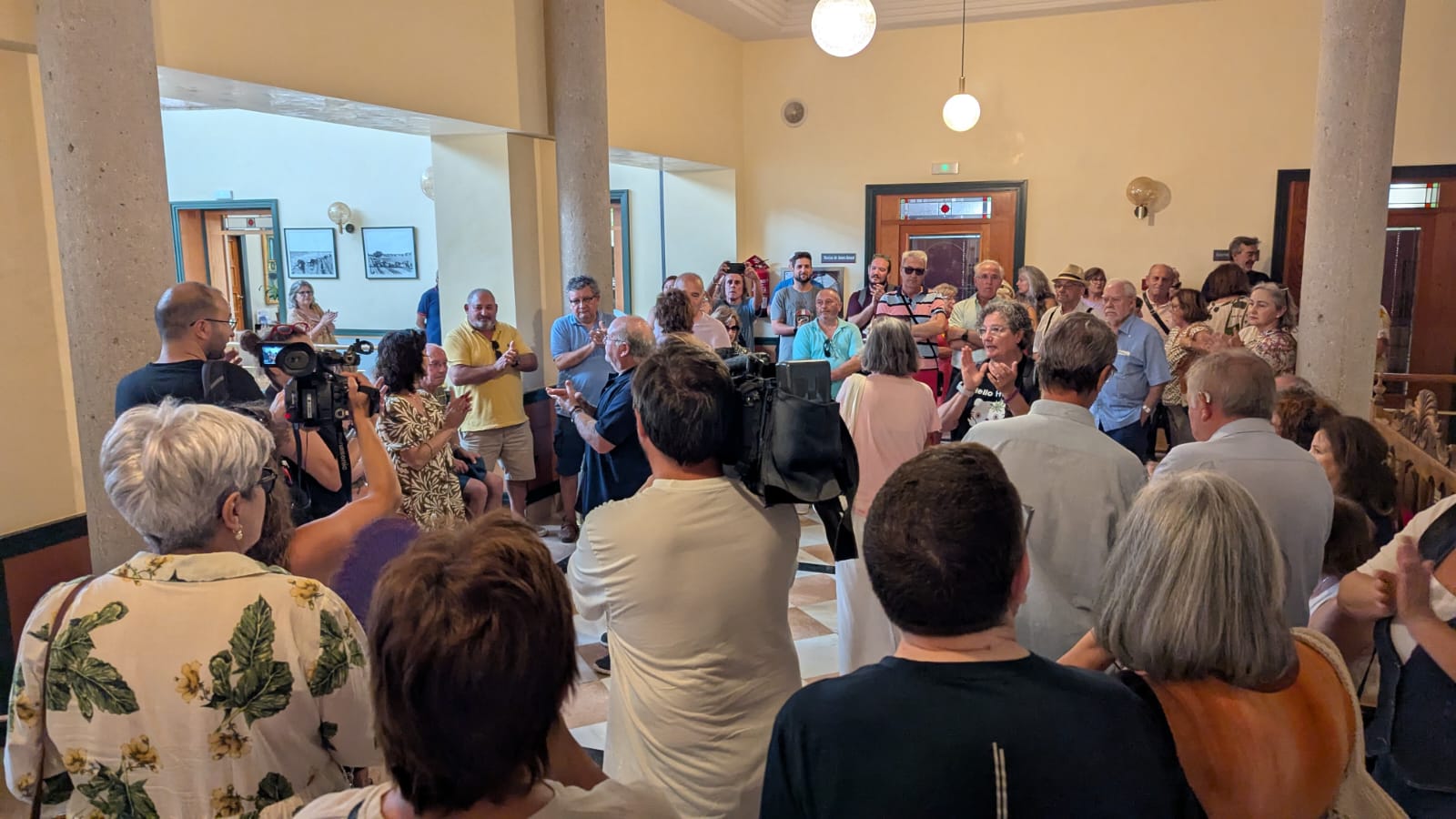 Los vecinos y vecinas de Villarrobledo consiguen paralizar la legalización de la compostera