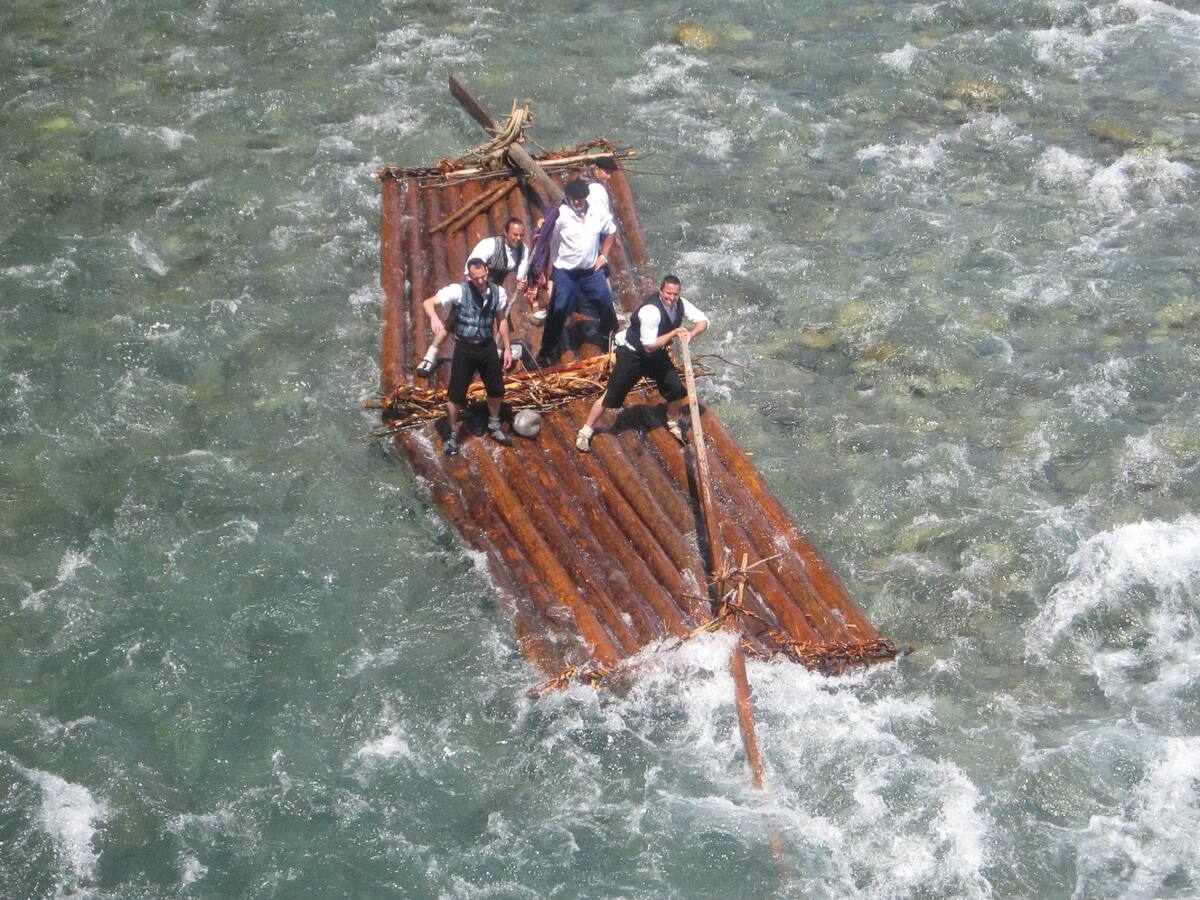 Los nabateros de Sobrarbe retoman el descenso por el río Cinca
