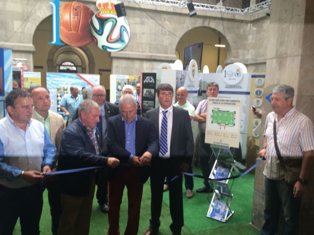 100 años de fútbol asturiano llega a Gijón