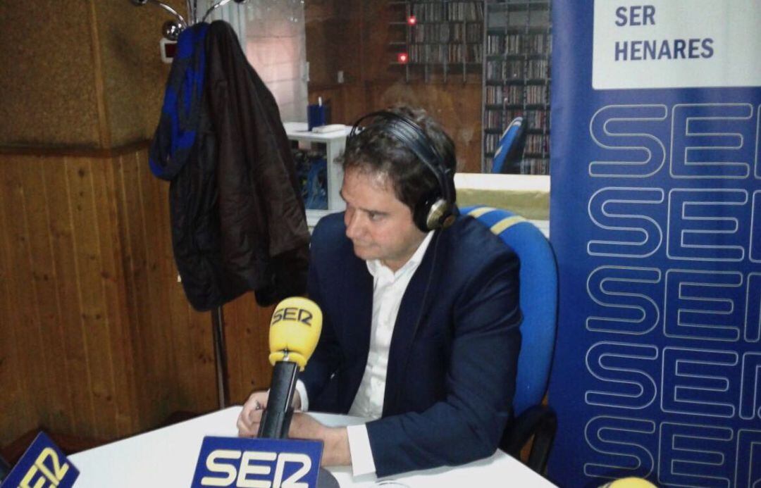 El alcalde de Torrejón de Ardoz, Ignacio Vázquez, en los estudios de SER Henares.