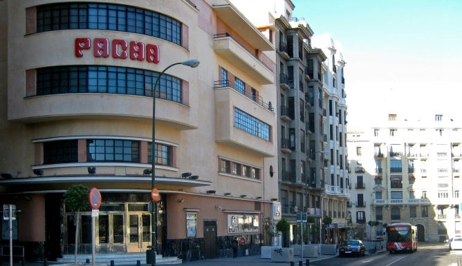 Edificio de la discoteca Pachá en la calle Barceló de Madrid