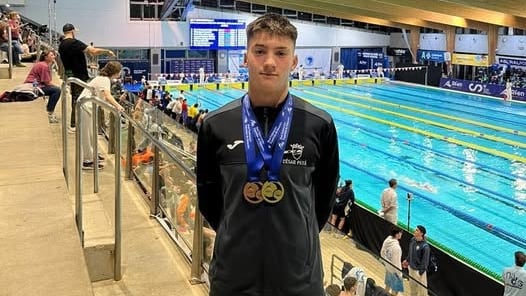 César Payá, nadador del Centro Excursionista Eldense