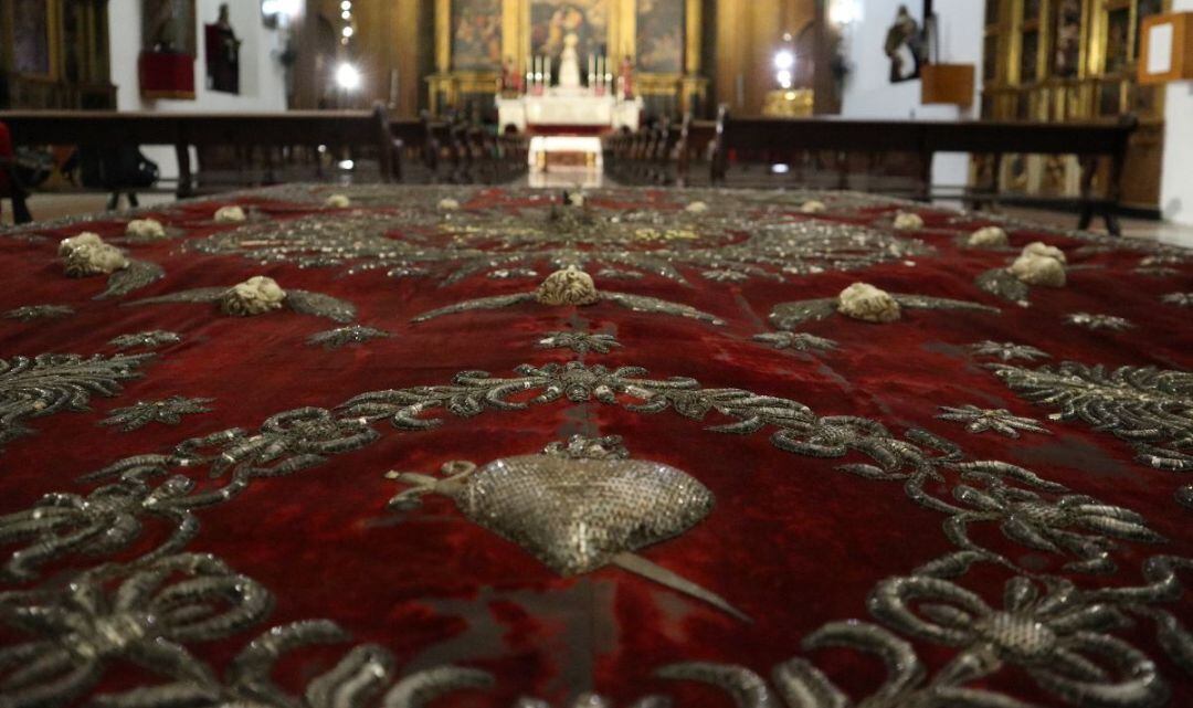 Imagen del techo de palio de la Virgen del Valle