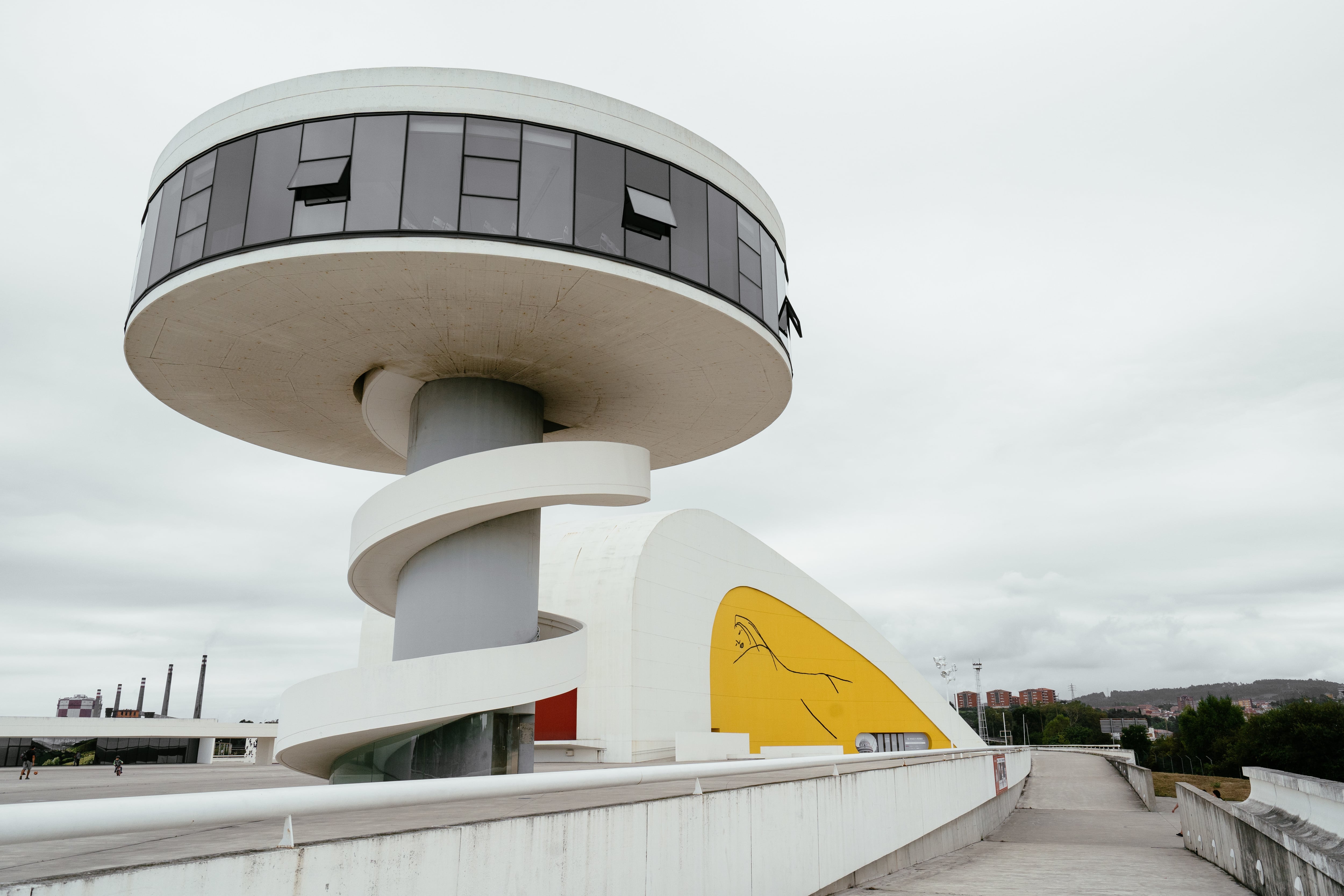 Centro Cultural Oscar Niemeyer en Avilés (Asturias).